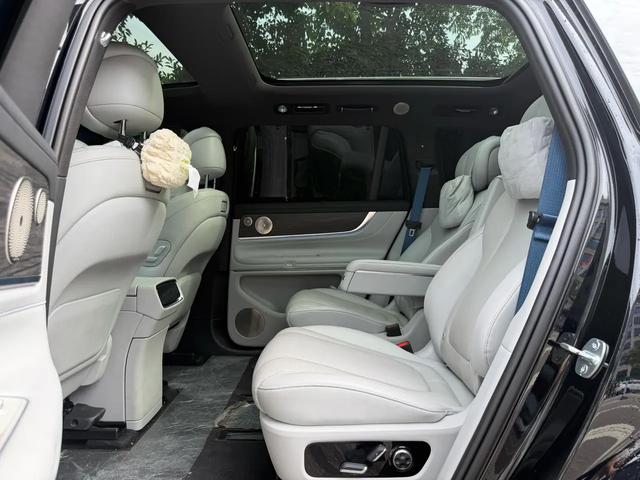 AITO 2024 AITO M9 extended range Max version 42kWh automatic gear 4