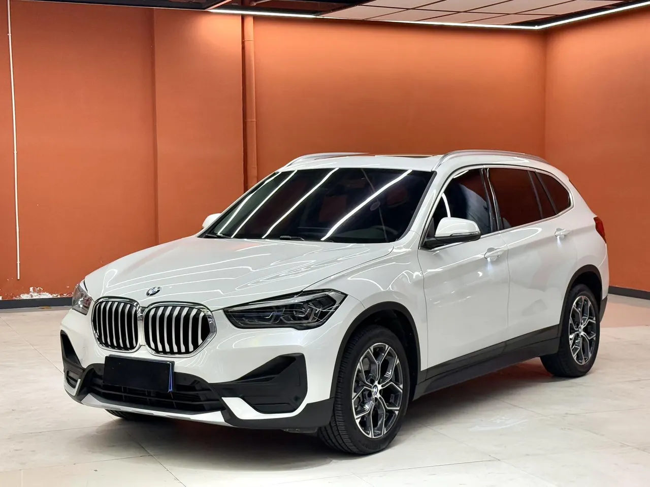 BMW 2022 X1 sDrive25Li 2.0T Leading Automatic Gear - View 1