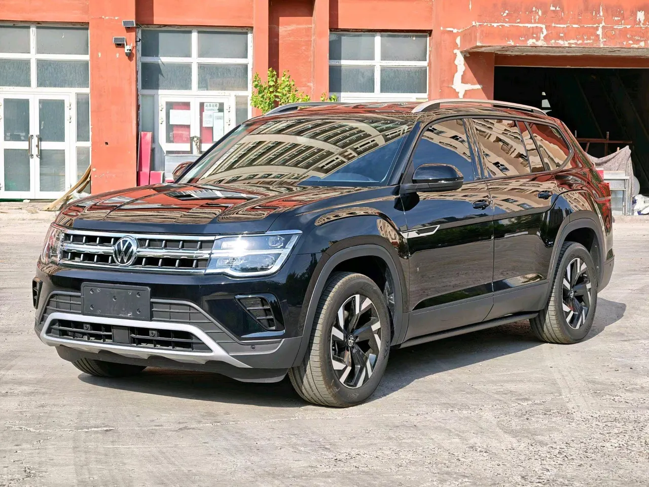 Volkswagen 2024 Tuang 2.0TSI 380TSI Four-wheel Drive Longteng Edition Automatic Gear - View 1