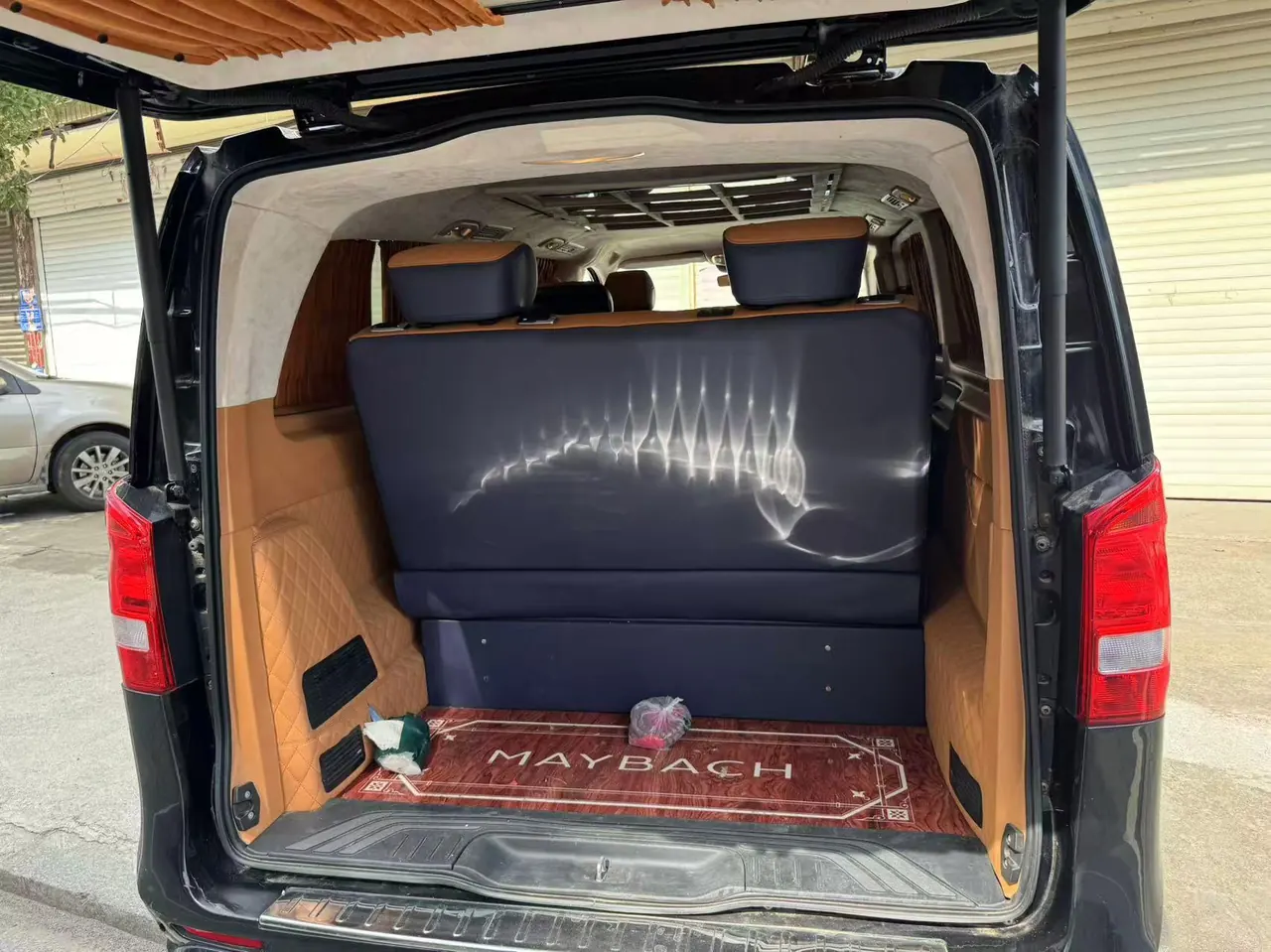 Mercedes Benz 2021 Vito 2.0T Elite Edition 7-seat Automatic Gear 2