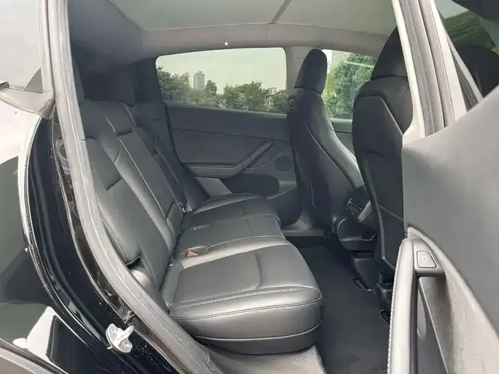 Model Y 2023 rear-wheel drive version 6