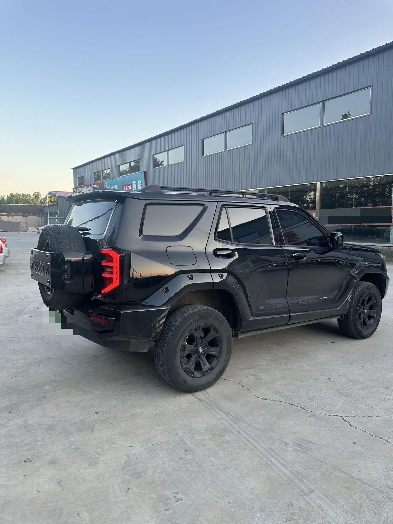 Tank 2023 Tank 400 Hi4-T 2.0T Super Edition Automatic Gear 4