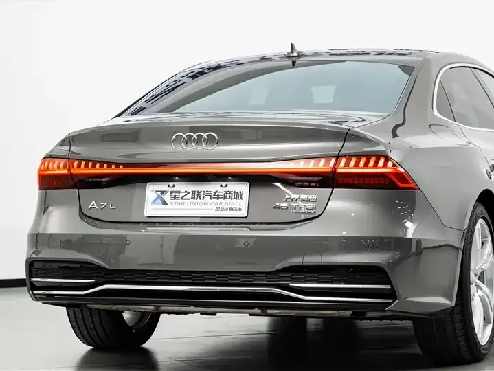 Audi A7L 2024 45TFSI quattro S-line see remote crystal set 7