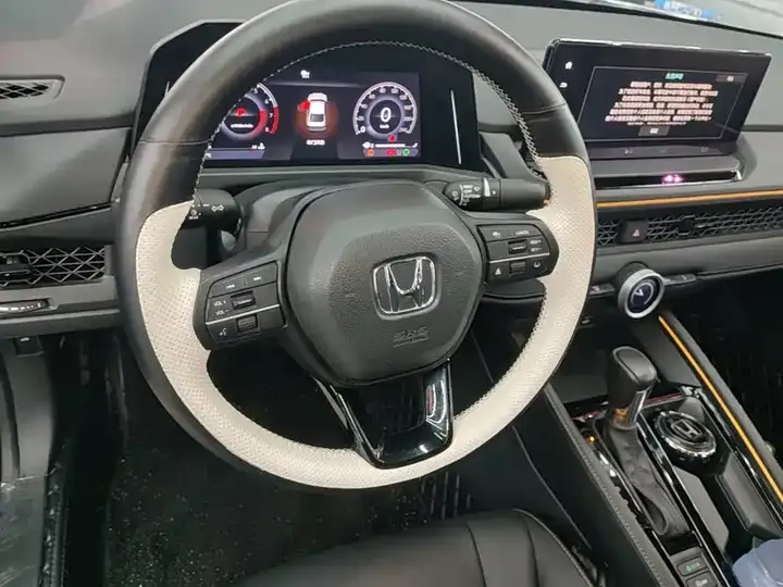 Accord 2024 260TURBO Deluxe Edition 11