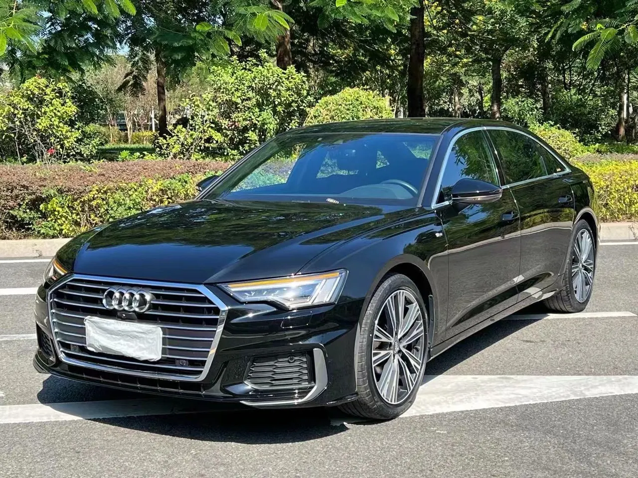 Open image lightbox: Audi 2020 A6L 2.0TFSI 45TFSI Selected Dynamic Automatic