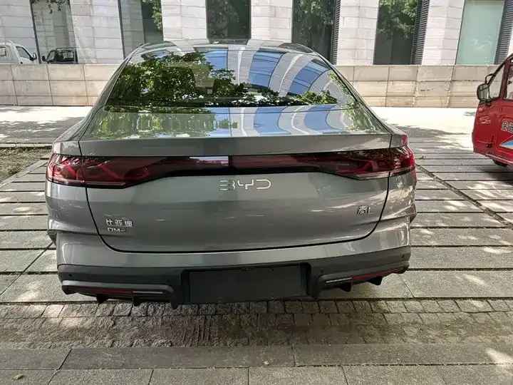 Qin L 2024 DM-i 120KM leading model 4