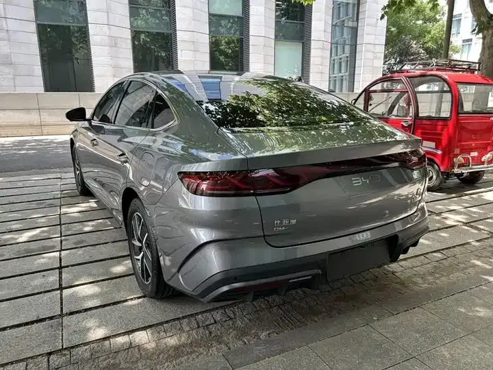 Qin L 2024 DM-i 120KM leading model 6