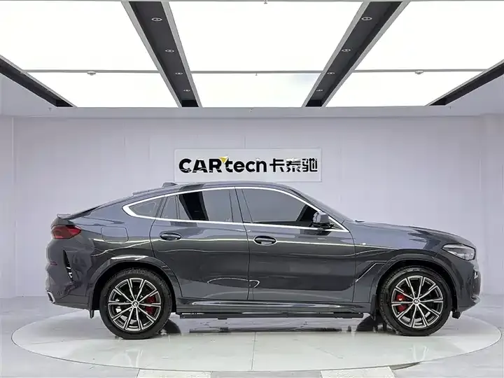 BMW X6 2021 xDrive30i M sports suit 4