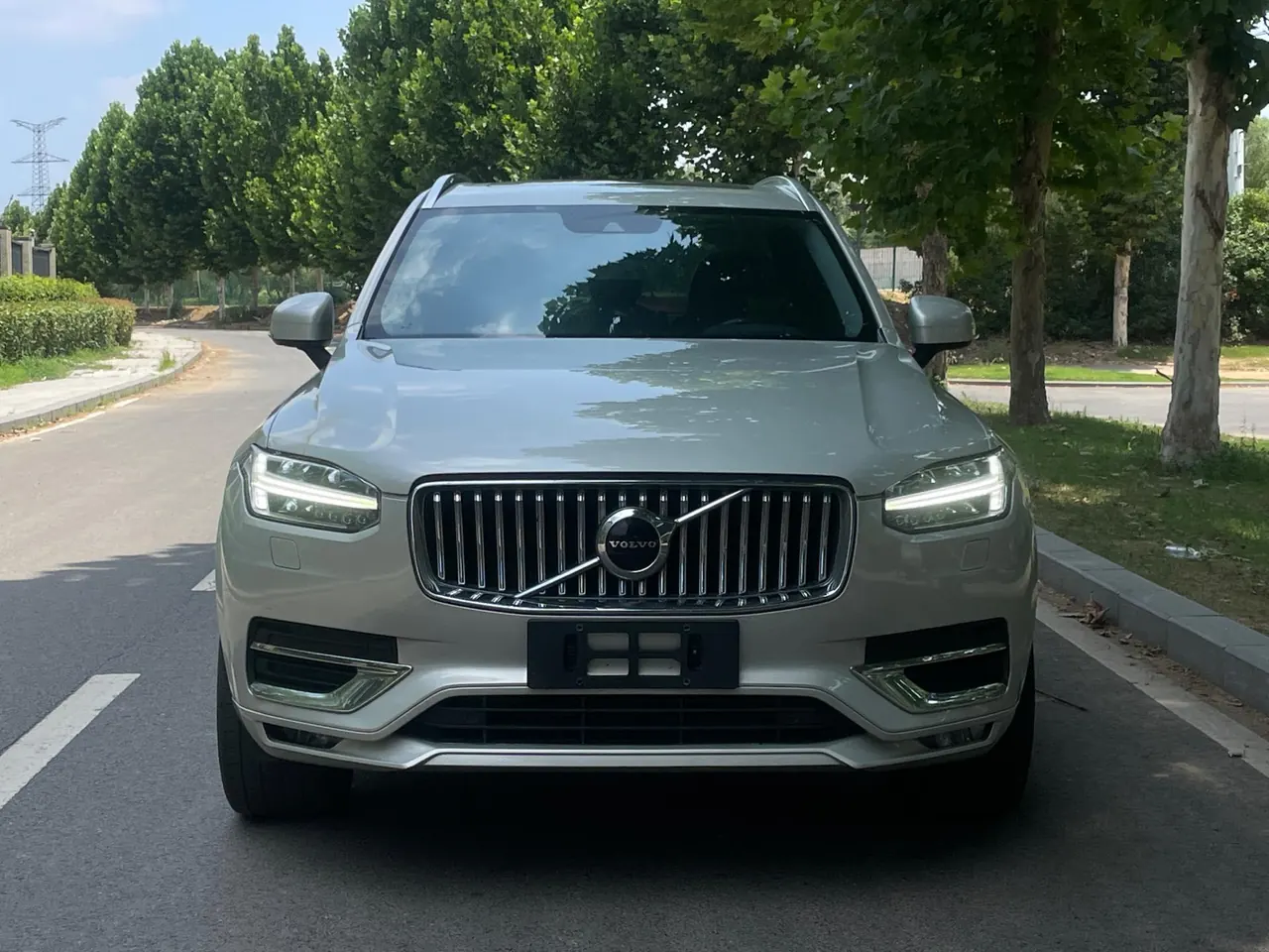 Volvo XC90 (Imported) 2020 XC90 2.0T T6 Zhiyi Deluxe Edition 7-seat (Modified) Automatic Gear 2
