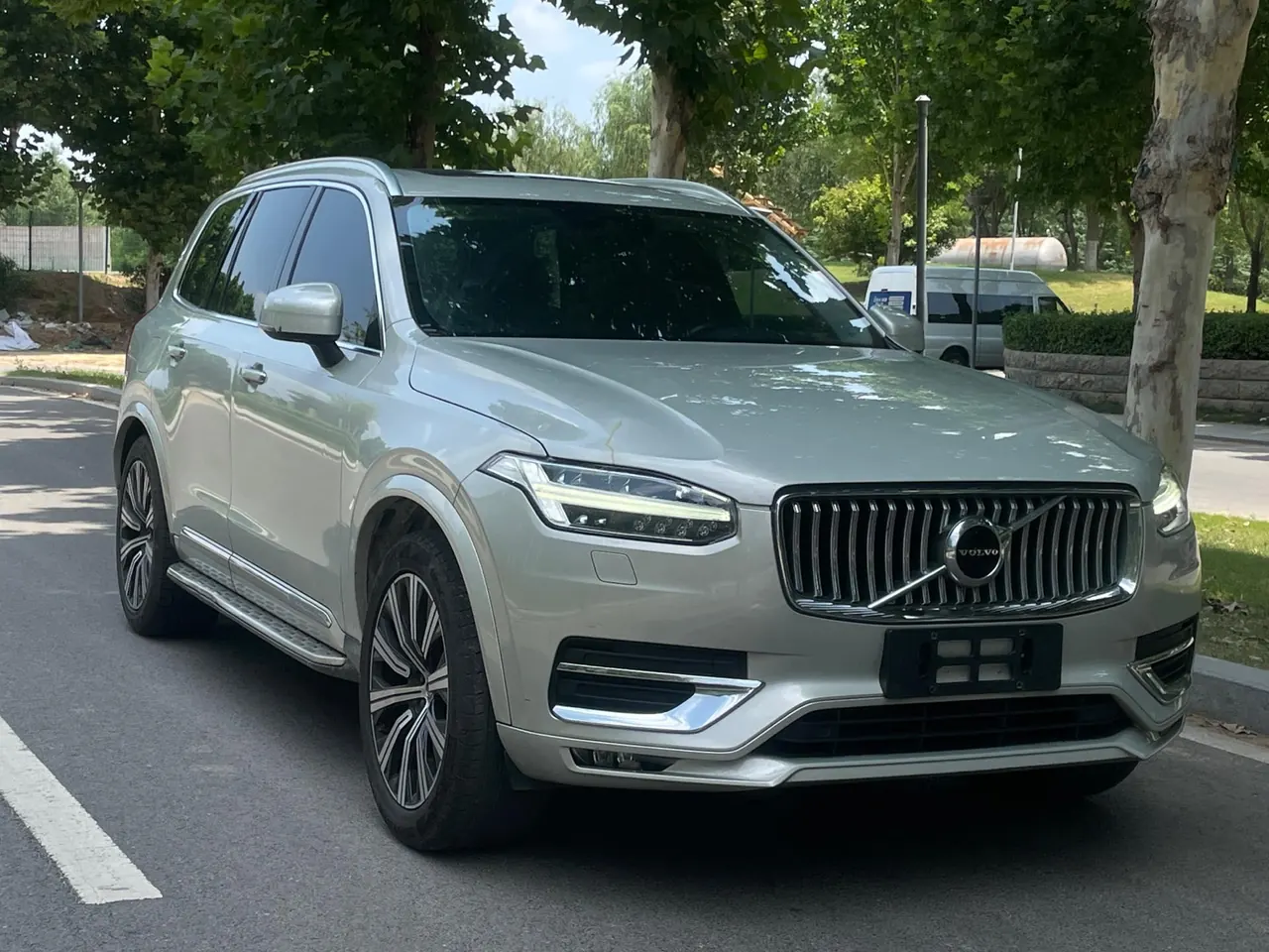 Volvo XC90 (Imported) 2020 XC90 2.0T T6 Zhiyi Deluxe Edition 7-seat (Modified) Automatic Gear 3