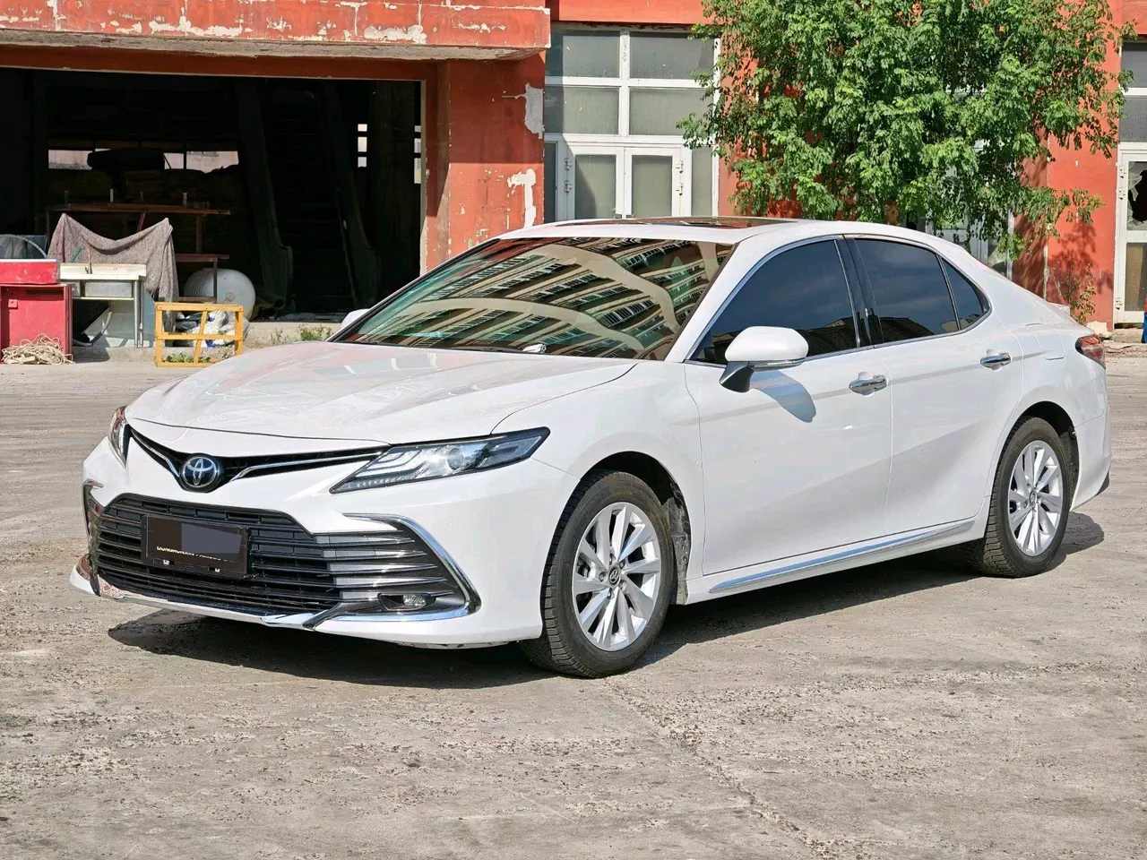 Toyota 2023 Camry 2.0G Stepless Deluxe Edition Automatic Gear - View 1