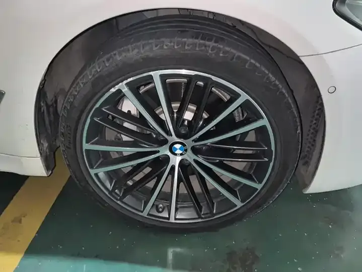 BMW 5 Series 2022 Modified 530Li Leading M Sports Suit 6