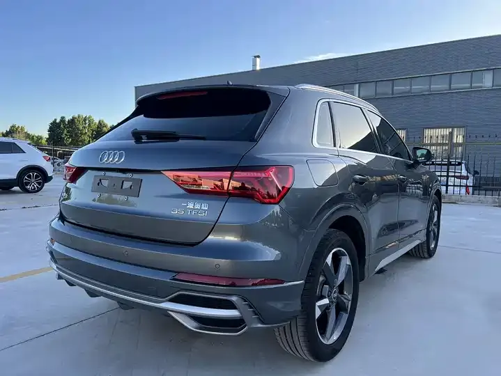 Audi Q3 2022 35 TFSI Fashion Dynamic 6