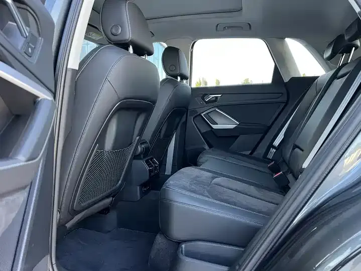 Audi Q3 2022 35 TFSI Fashion Dynamic 9