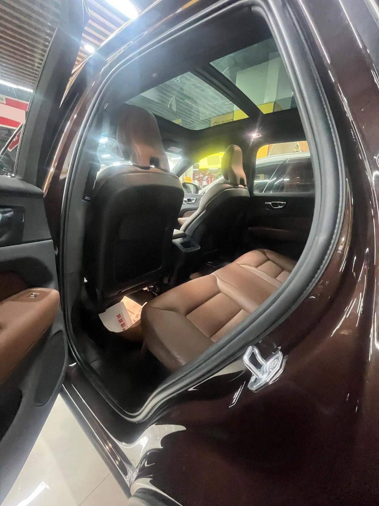 Volvo 2021 XC60 2.0T T5 4-wheel drive Zhiyuan Deluxe Edition Automatic Gear 3