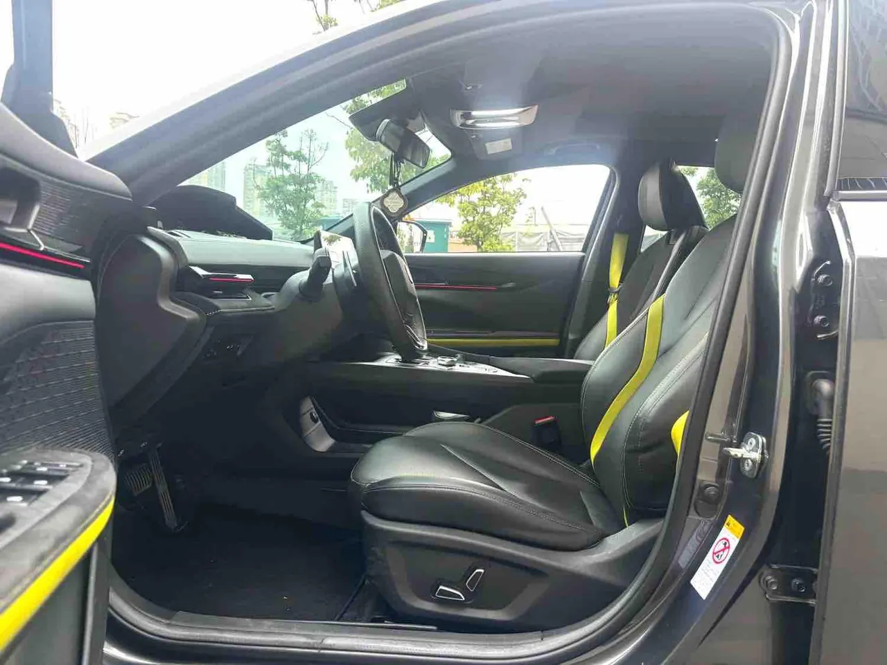 ChangAn 2023 UNI-V 1.5T honorable automatic gear 3