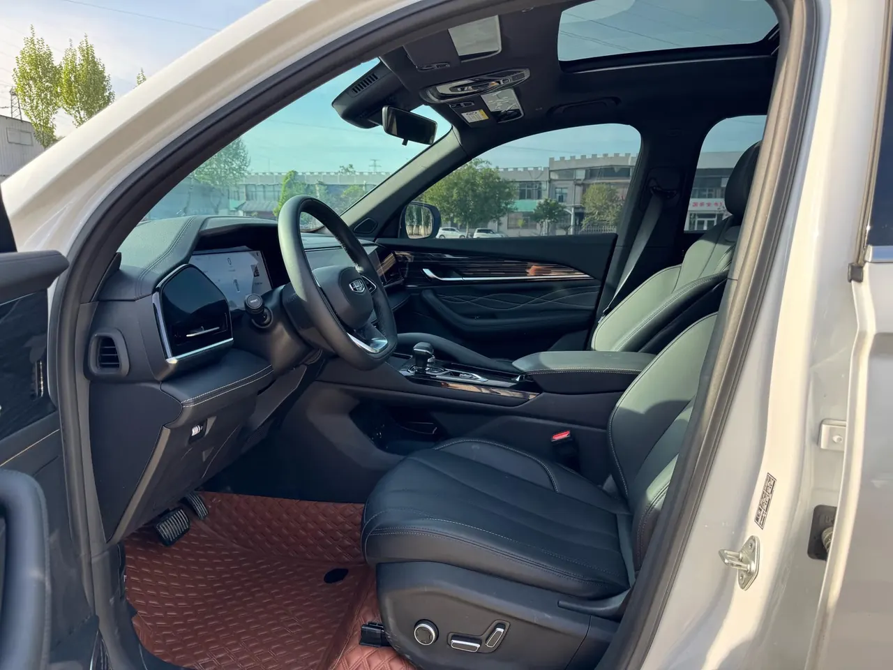 Geely 2024 XingyueL (Monjaro) 2.0TD EVO two-wheel drive distinguished automatic transmission 5