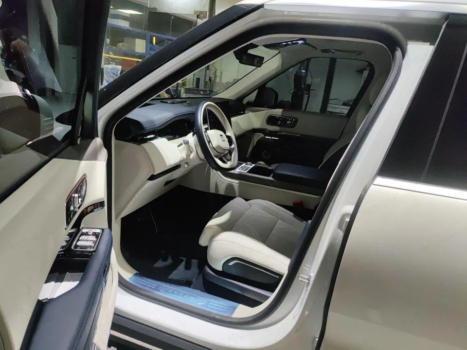 Zeekr 2025 Zeekr 9X 2.0T Ultra 55kWh automatic gear 5