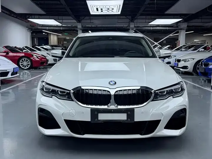 BMW 3 Series 2022 325Li M Sports Suit 2