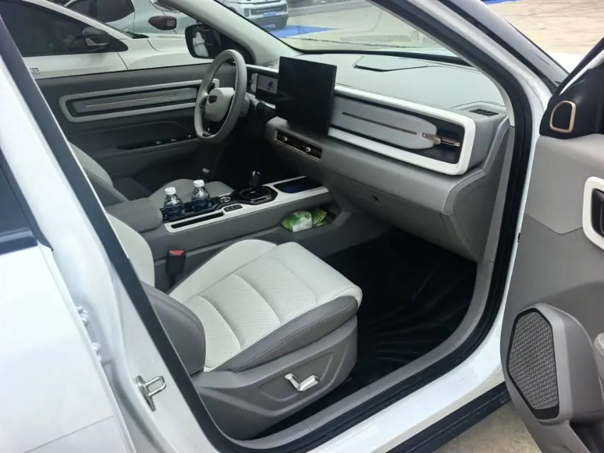 Geely 2026 model Icon 1.5TD Chocolate Elegant Edition, automatic transmission 5