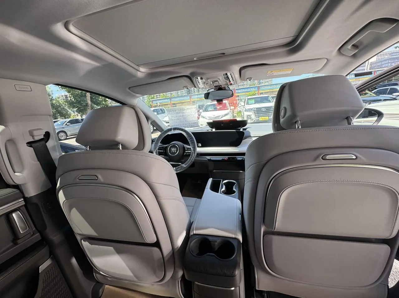 Buick 2025 GL8 ES Lu Zun 48V 2.0T Smart Edition Automatic Gear 9