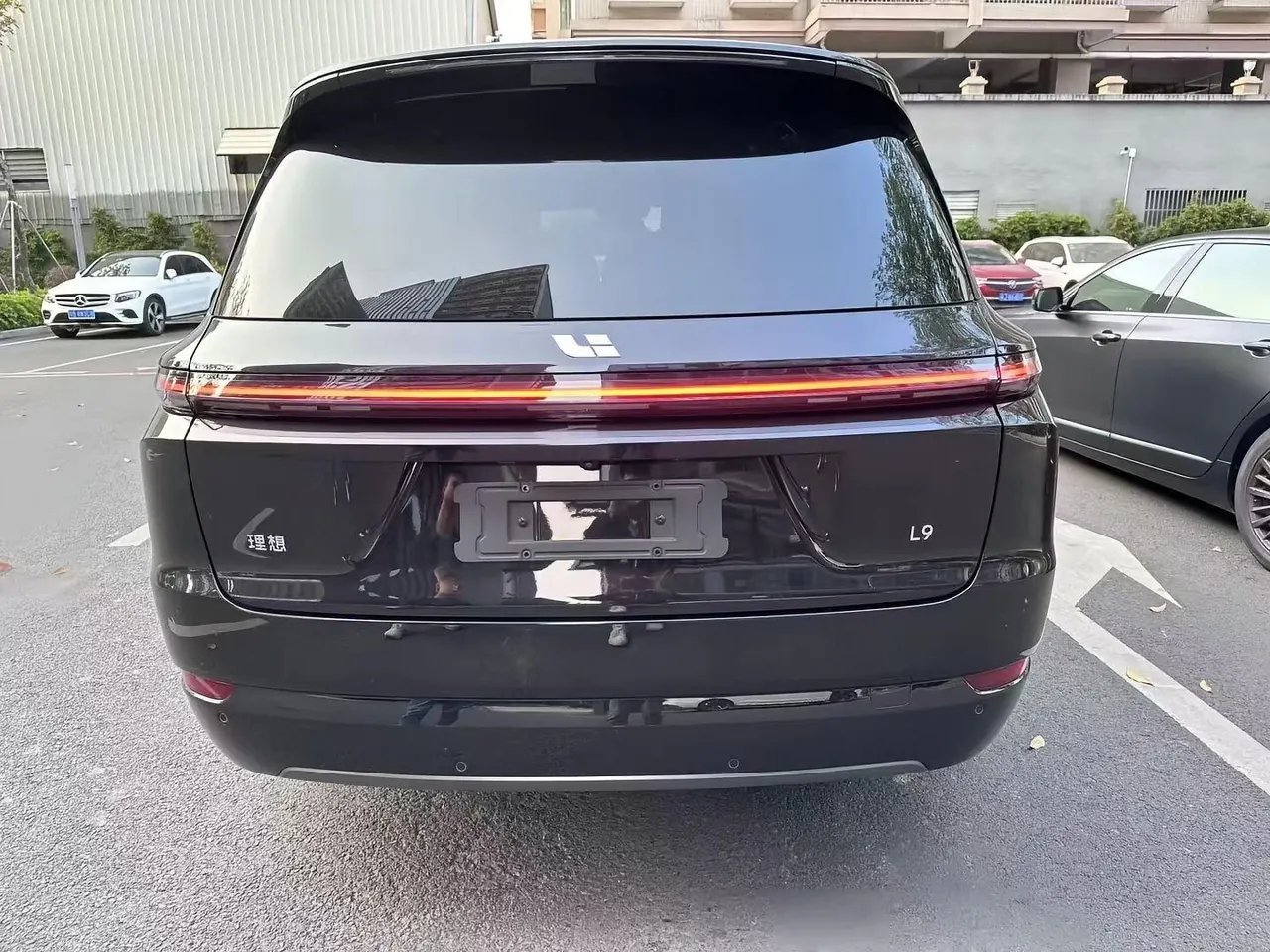 Li 2022 L9 1.5T Max Edition Automatic Gear 6