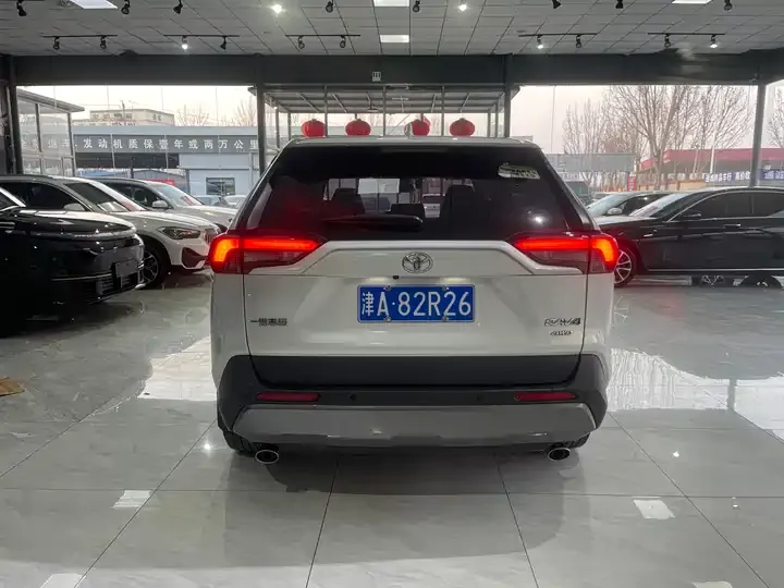RAV4 Rongfeng 2022 2.0L CVT Two-Drive Fashion Plus Edition 8