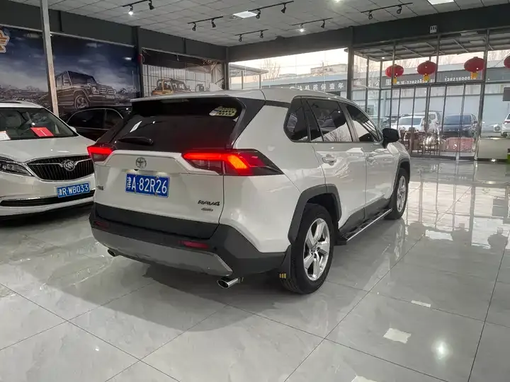 RAV4 Rongfeng 2022 2.0L CVT Two-Drive Fashion Plus Edition 9