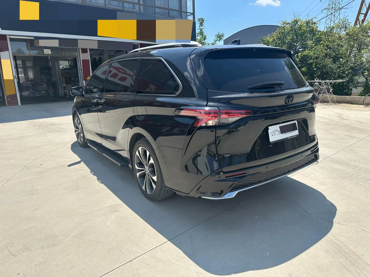 Toyota 2024 Grevia HYBRID 2.5 Stepless Zunjue ULTRA Edition Automatic Gear 7