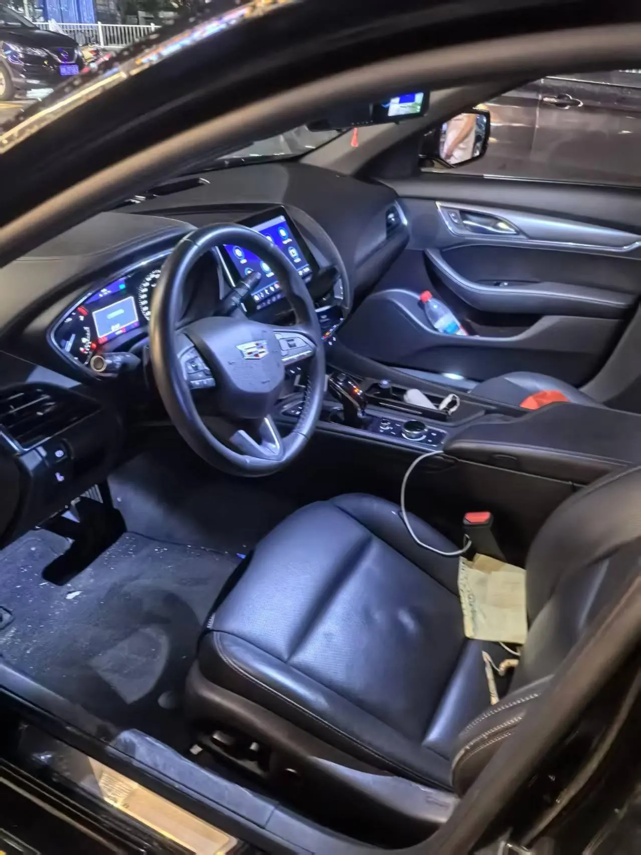 Cadillac 2022 CT5 2.0T 28T Luxury (Standard Edition) Automatic Gear 3