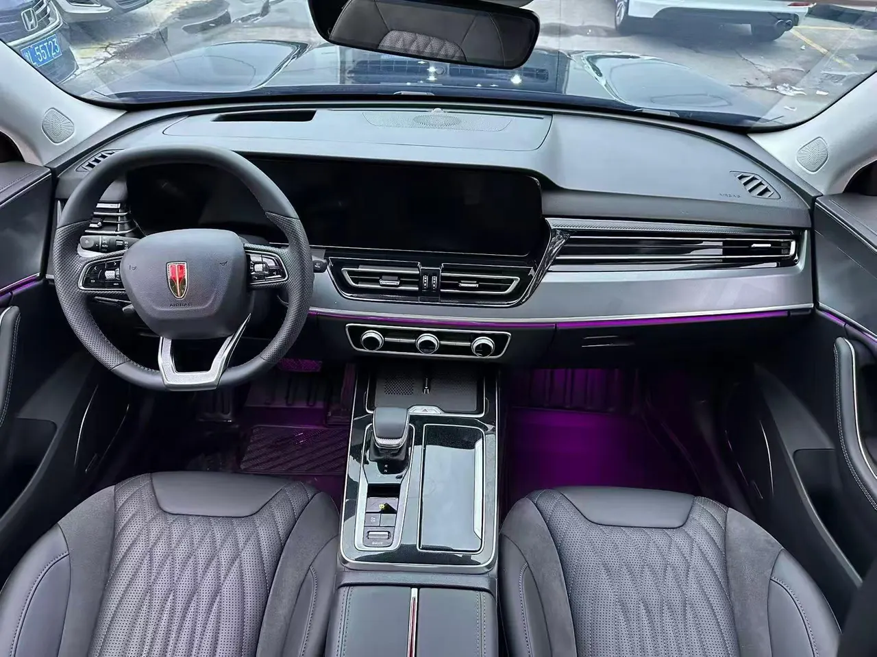HongQi 2022 HS5 2.0T Zhilian Flag Edition Automatic Gear 3