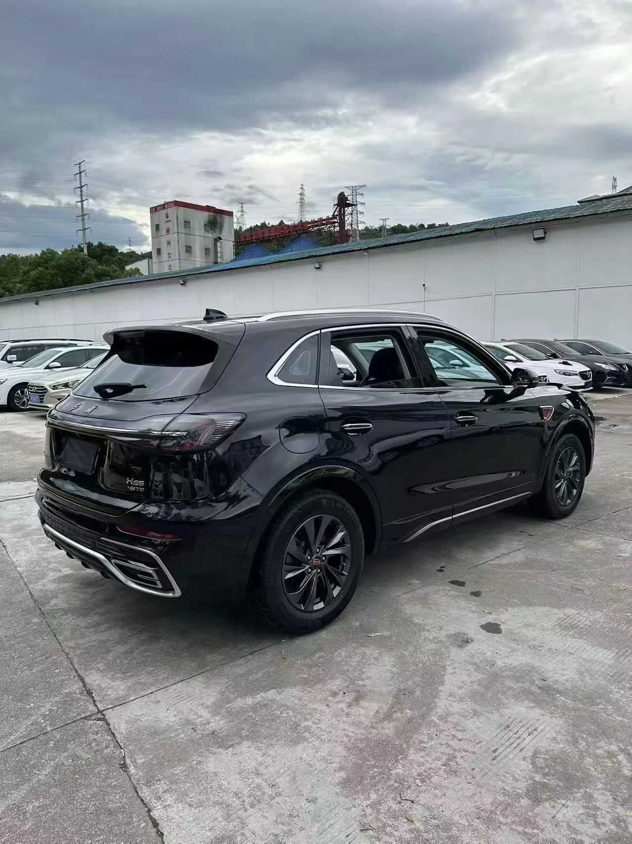 HongQi 2022 HS5 2.0T Zhilian Flag Edition Automatic Gear 8