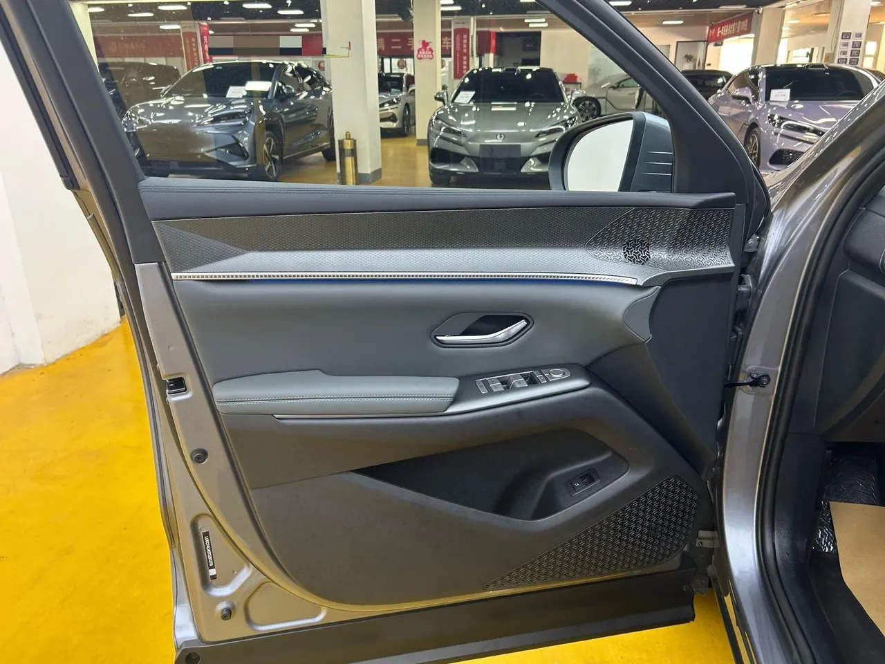 BYD Song Pro New Energy 2026 Song Pro DM-i 1.5 Stepless Flying Edition 301KM Exceed Automatic Gear 3