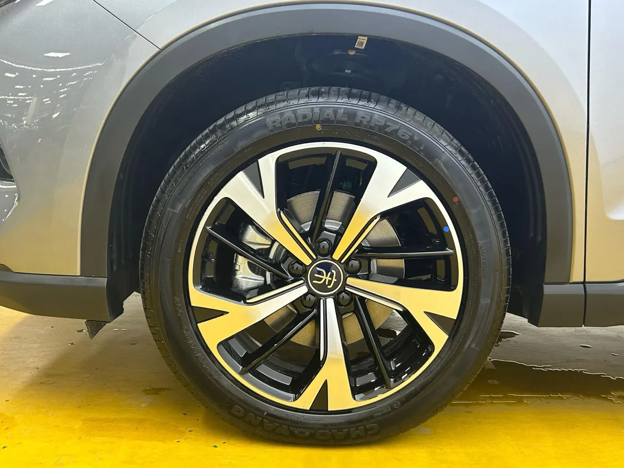 BYD Song Pro New Energy 2026 Song Pro DM-i 1.5 Stepless Flying Edition 301KM Exceed Automatic Gear 9