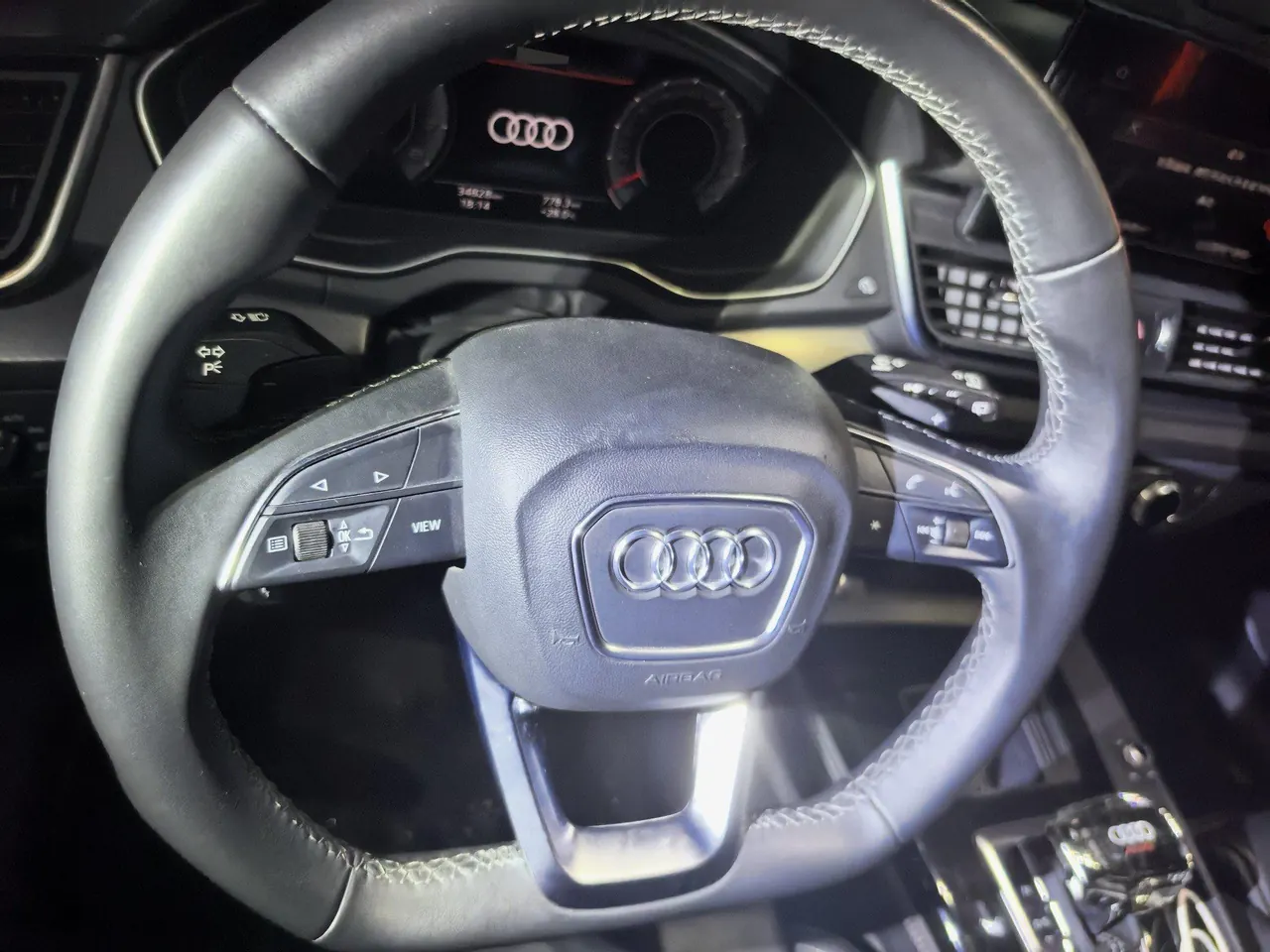 Audi 2022 Q5L 2.0TFSI 40TFSI luxury dynamic automatic 4