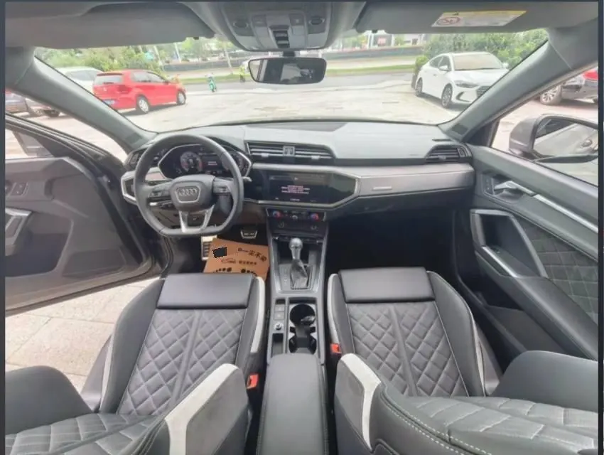 Audi 2024 Q3 1.5TFSI 35TFSI Fashion Dynamic Automatic 4