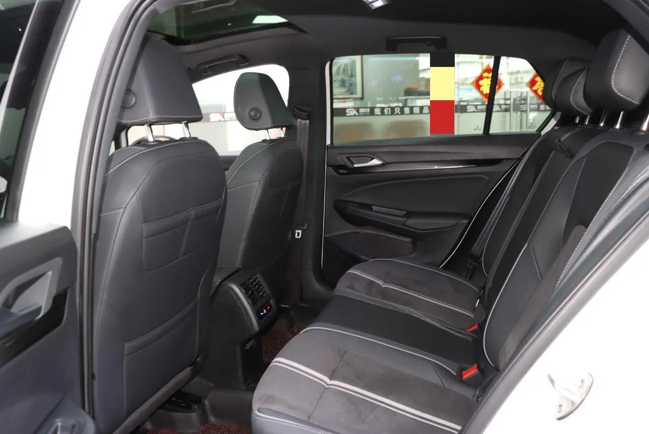 Volkswagen 2023 Golf 8 R-Line 1.4TSI 280TSI Lite (Modified) Automatic Gear 11