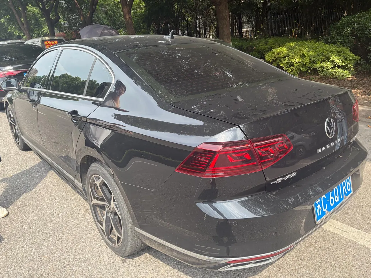 Volkswagen 2023 Magotan 2.0TSI 330TSI 2 million Commemorative Luxury Automatic Gear 4