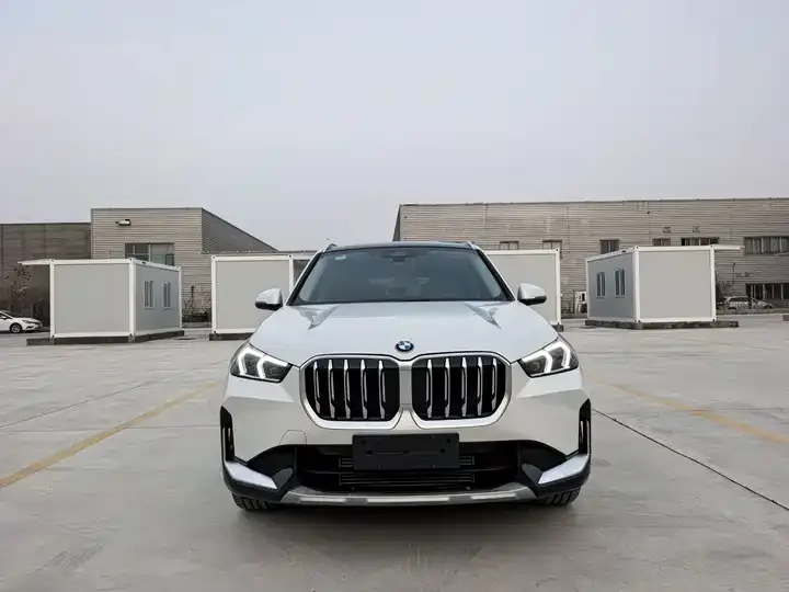 BMW X1 2025 sDrive25Li X Design Set 2