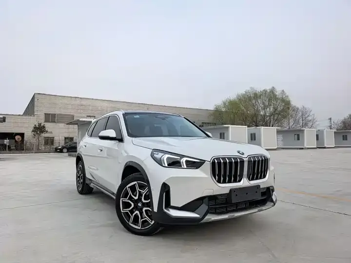 BMW X1 2025 sDrive25Li X Design Set 3