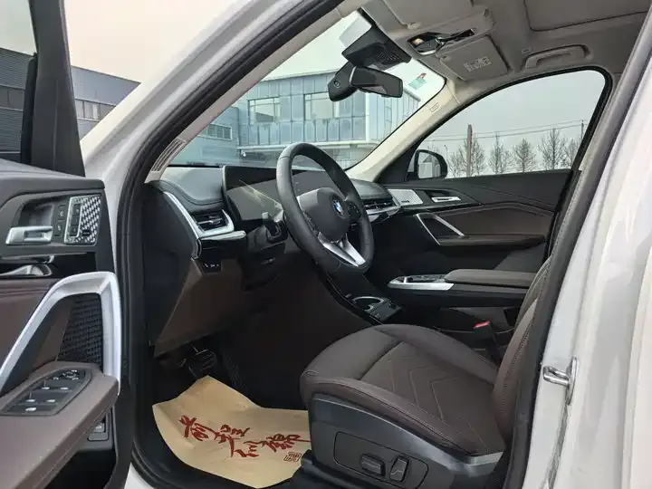 BMW X1 2025 sDrive25Li X Design Set 9