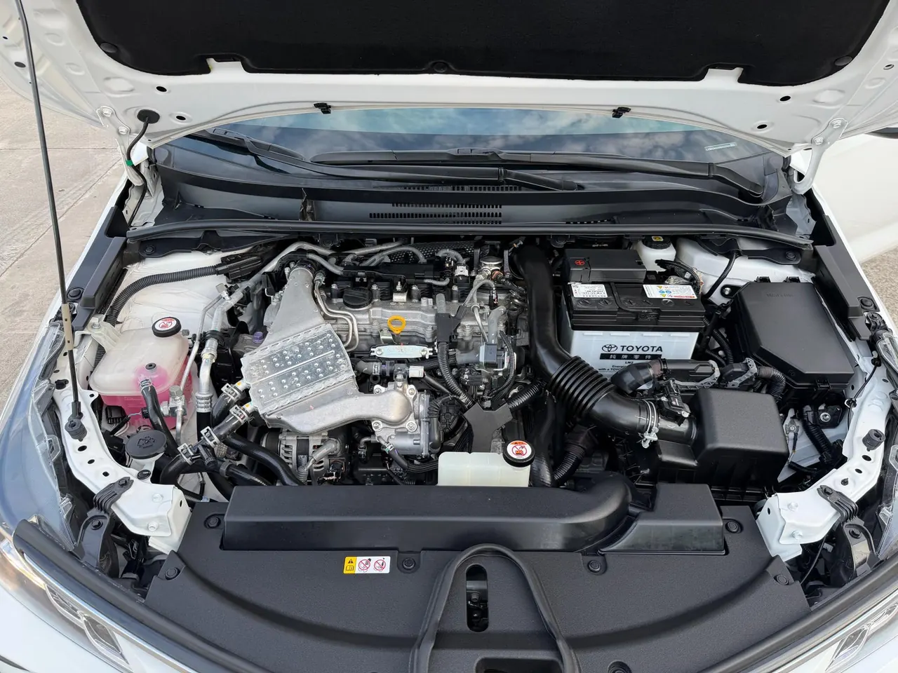 Toyota 2022 corolla 1.2T stepless pioneer PLUS version automatic gear 10