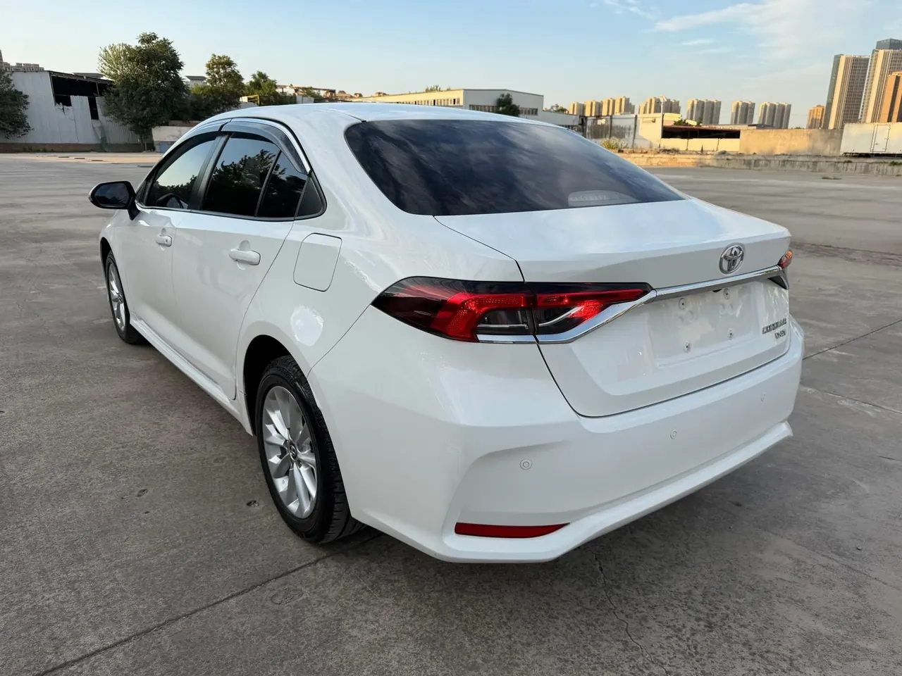 Toyota 2022 corolla 1.2T stepless pioneer PLUS version automatic gear 4