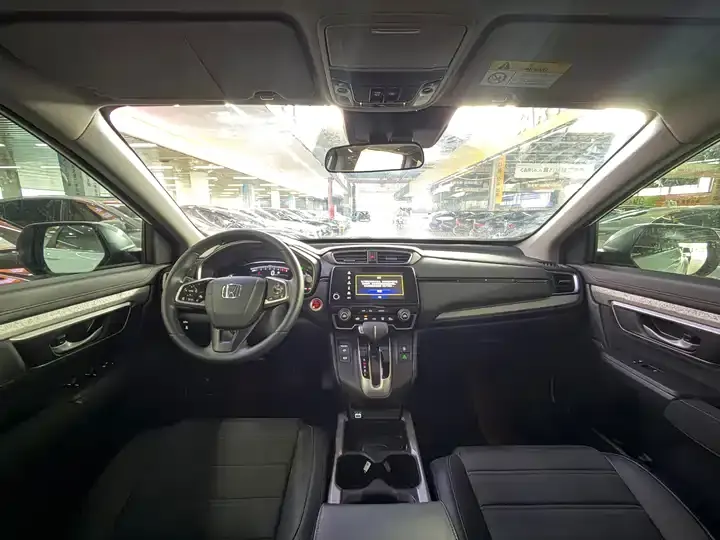 Honda CR-V 2021 240TURBO CVT Two-Drive Urban Edition 6