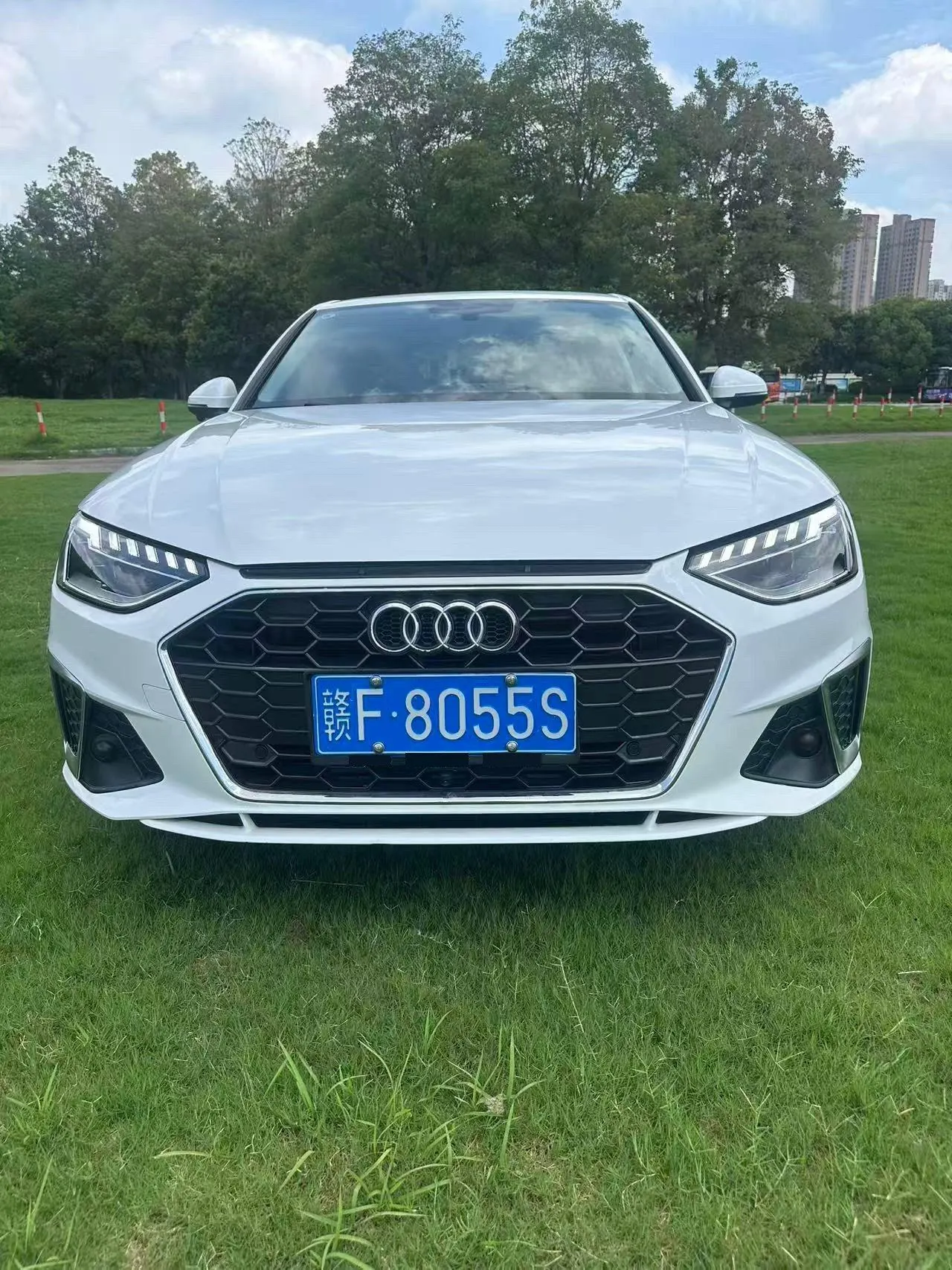 Audi 2024 A4L 2.0TFSI 40TFSI Fashion Dynamic Automatic 2