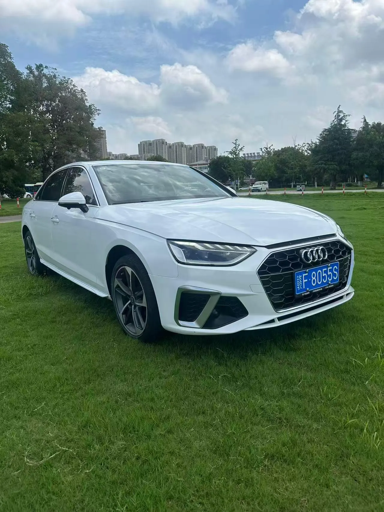 Audi 2024 A4L 2.0TFSI 40TFSI Fashion Dynamic Automatic 3