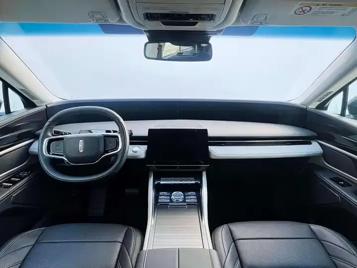 Voyager 2023 2.0T 4-wheel drive Zunyi Hybrid Edition 6