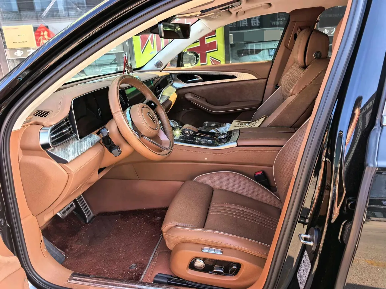 HongQi 2020 H9 48V 2.0T Zhilian Qi Chang Edition Automatic Gear 4