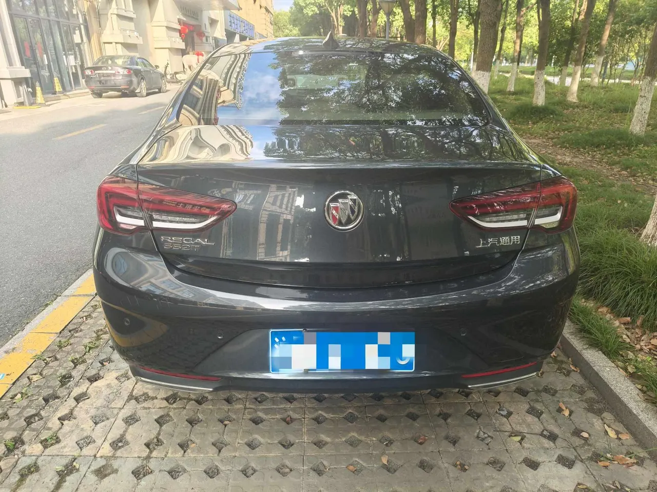 Buick 2020 Regal 1.5T 552T Elite Automatic Gear 4
