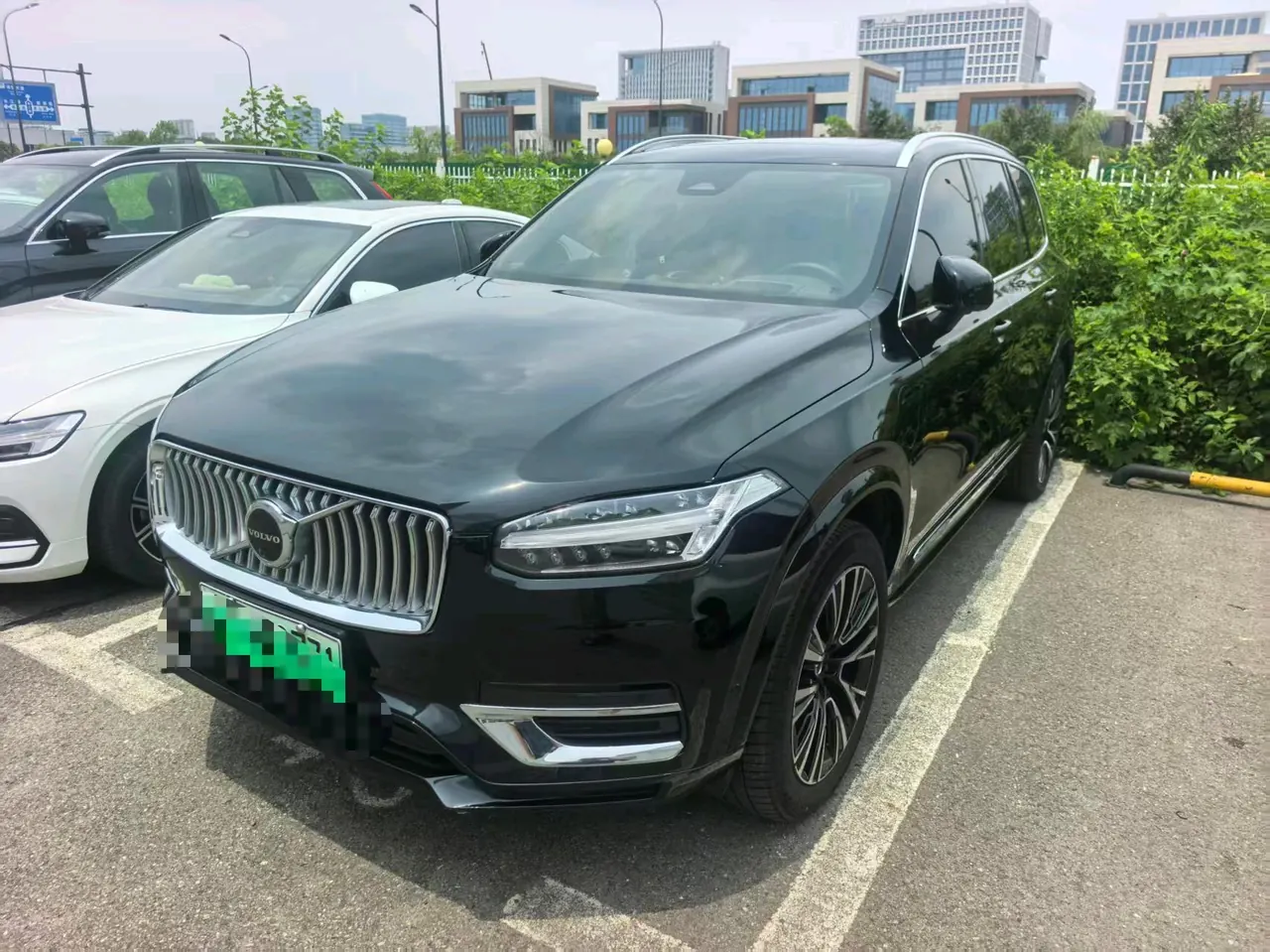 Volvo XC90 (Imported) 2024 XC90 RECHARGE 2.0T T8 Zhizun Deluxe Edition 7-seat Automatic Gear - View 1